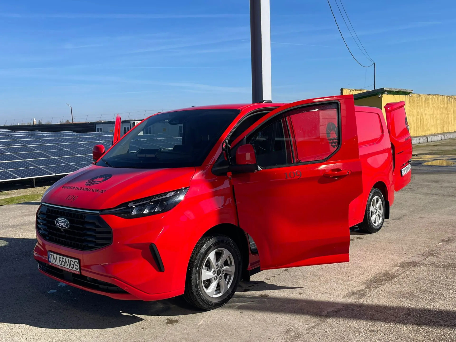 Lucrări fotovoltaice