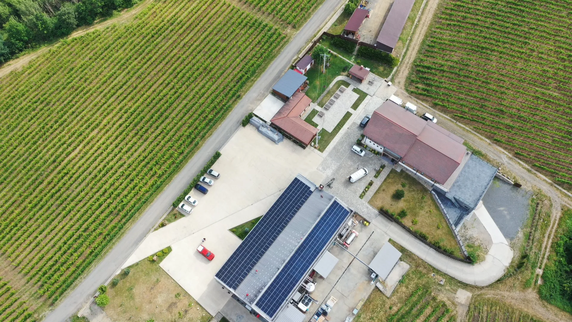 Echipă pe acoperiș